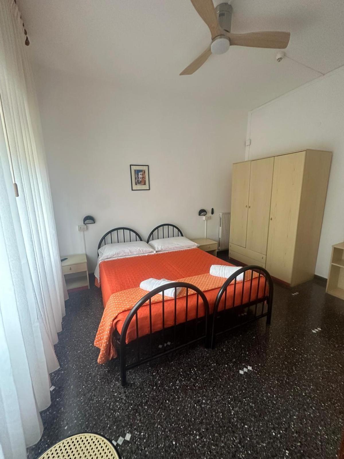 Hotel La Pineta Cogoleto Exterior photo